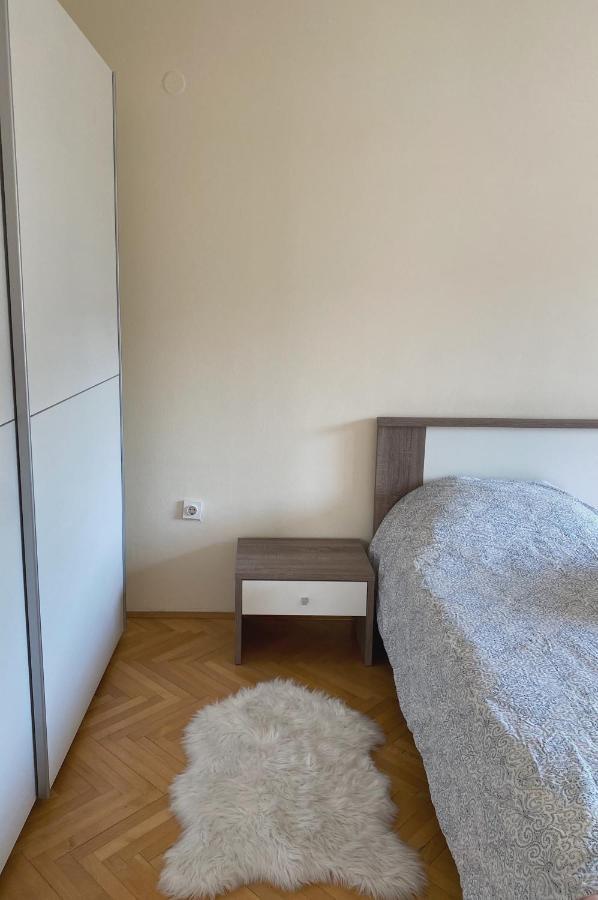 M&C Central Apartment Skopje Extérieur photo