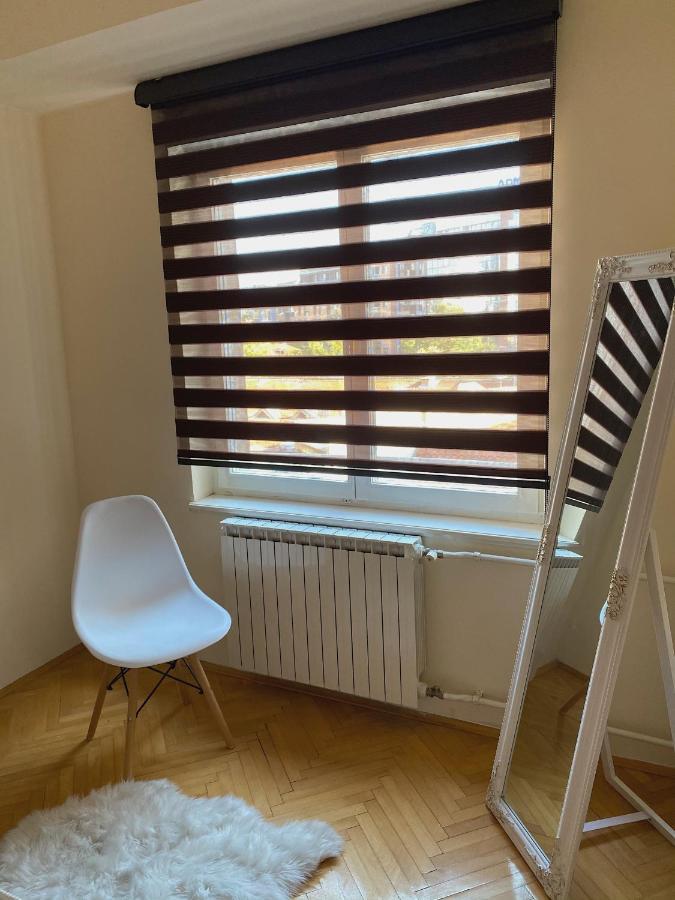 M&C Central Apartment Skopje Extérieur photo