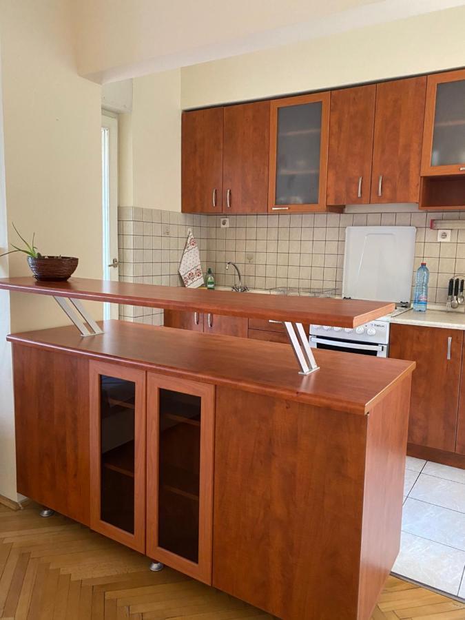 M&C Central Apartment Skopje Extérieur photo